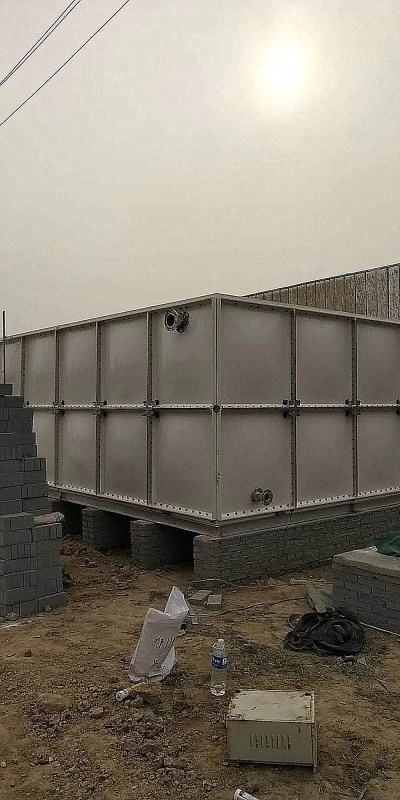 消防用的玻璃鋼水箱國(guó)家標(biāo)準(zhǔn)是什么？